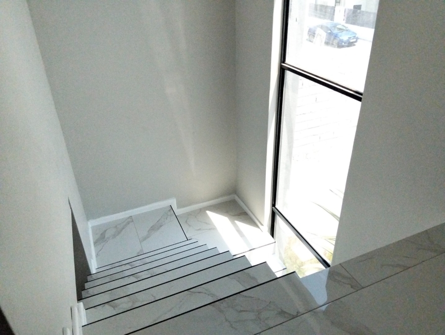 4 Bedroom Property for Sale in Sandown Western Cape